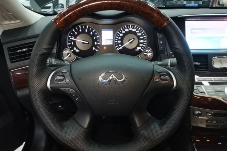 Used Infiniti Q70 2015 Q70L 2.5L Enjoyment Edition Steering Wheel