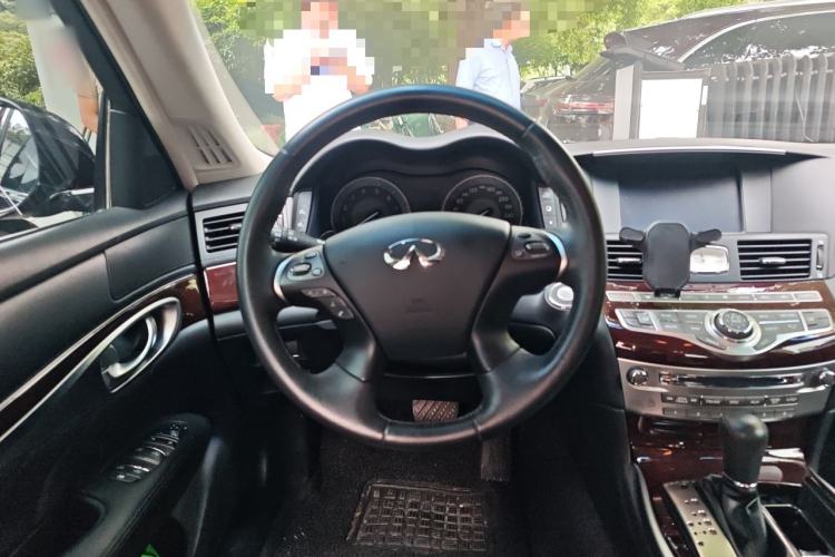 Used Infiniti Q70 2015 Q70L 2.5L Enjoyment Edition Steering Wheel