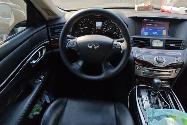 Used Infiniti Q70 2015 Q70L 2.5L Enjoyment Edition Steering Wheel