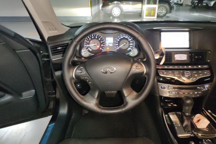 Used Infiniti Q70 2015 Q70L 2.5L Elite Edition Steering Wheel