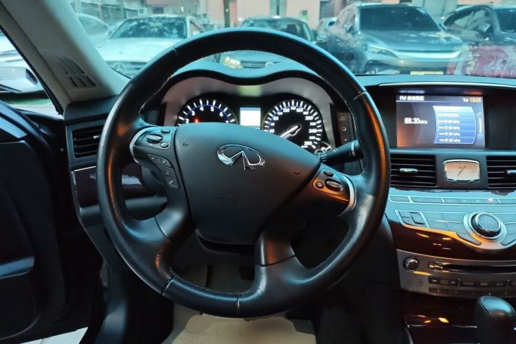 Used Infiniti Q70 2015 Q70L 2.5L Enjoyment Edition Steering Wheel