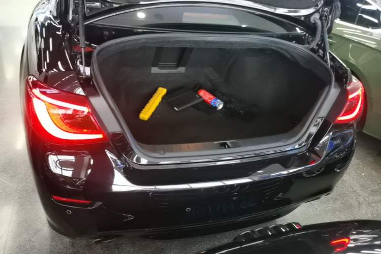 Used Infiniti Q70 2015 Q70L 2.5L Enjoyment Edition Trunk