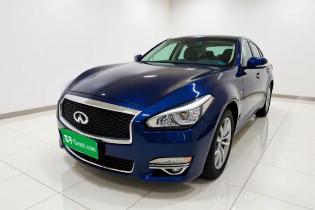 Ojetý Infiniti Q70 2015 Q70L 2.5L Elite Edition