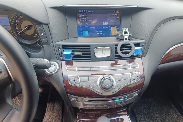 Used Infiniti Q70 2015 Q70L 2.5L Luxury Edition Audio And AC Panel