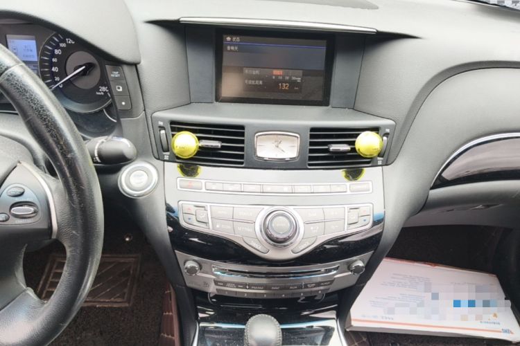 Used Infiniti Q70 2015 Q70L 2.5L Elite Edition Audio And AC Panel