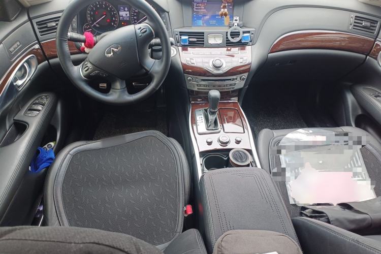 Used Infiniti Q70 2015 Q70L 2.5L Luxury Edition Center Console