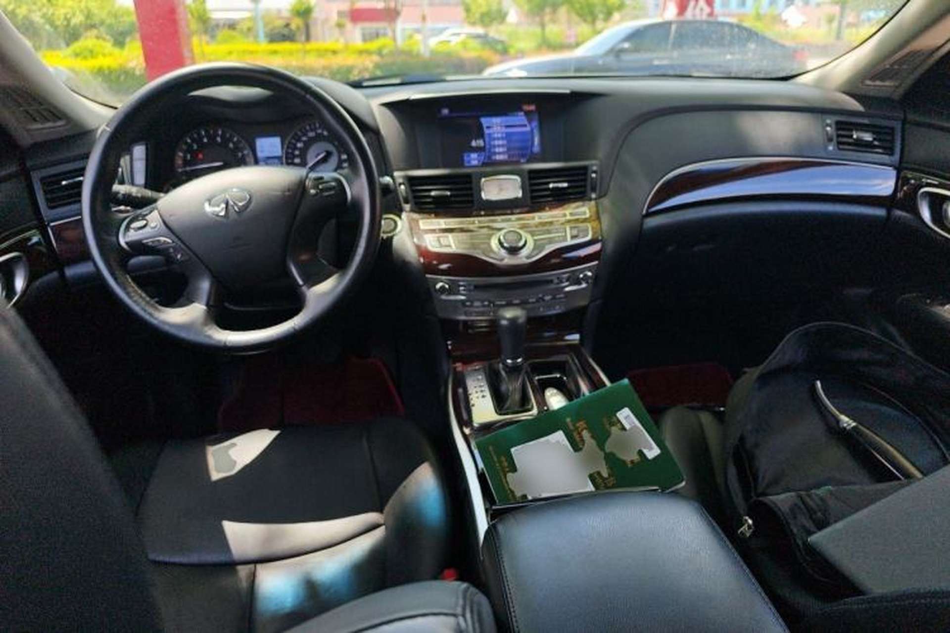 Used Infiniti Q70 2015 Q70L 2.5L Enjoyment Edition Center Console