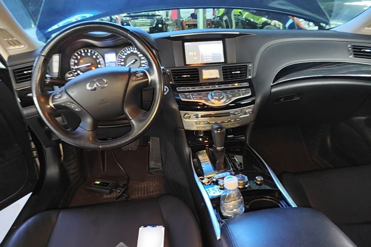 Used Infiniti Q70 2015 Q70L 2.5L Elite Edition Center Console
