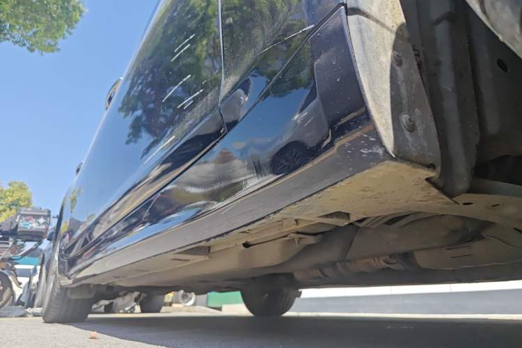 Used Infiniti Q70 2015 Q70L 2.5L Elite Edition Chassis Front Right