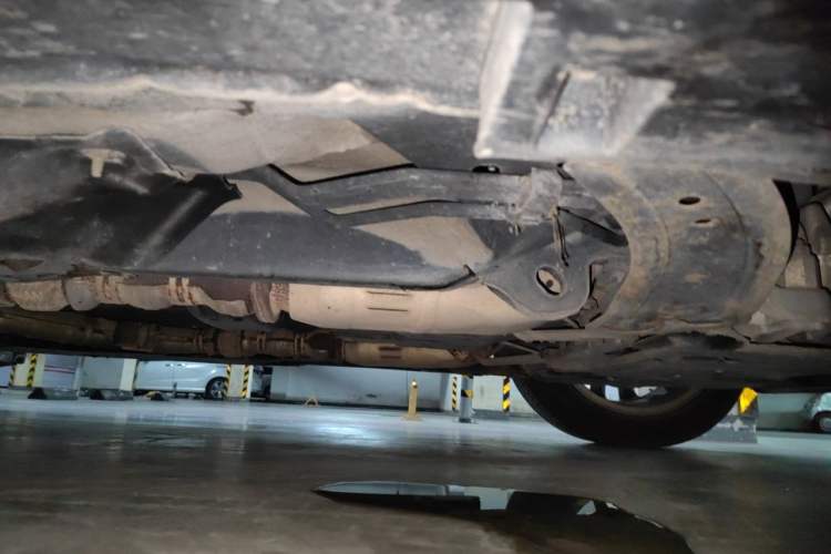 Used Infiniti Q70 2015 Q70L 2.5L Elite Edition Chassis Front Right