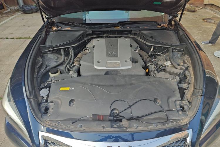 Used Infiniti Q70 2015 Q70L 2.5L Elite Edition Engine Bay