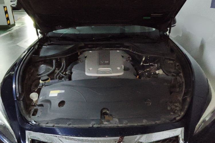 Used Infiniti Q70 2015 Q70L 2.5L Elite Edition Engine Bay