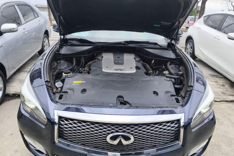 Used Infiniti Q70 2015 Q70L 2.5L Elite Edition Engine Bay