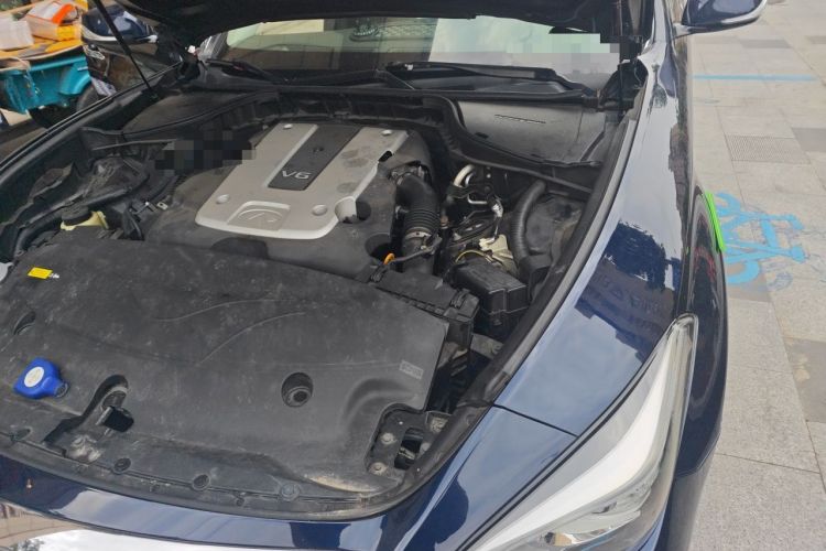 Used Infiniti Q70 2015 Q70L 2.5L Elite Edition Engine Bay Left