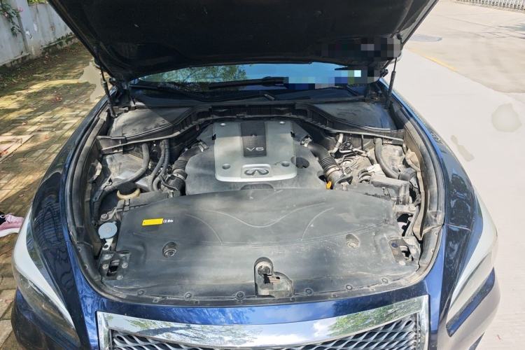Used Infiniti Q70 2015 Q70L 2.5L Elite Edition Engine Bay