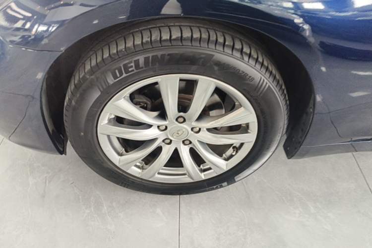 Used Infiniti Q70 2015 Q70L 2.5L Elite Edition Exterior 2