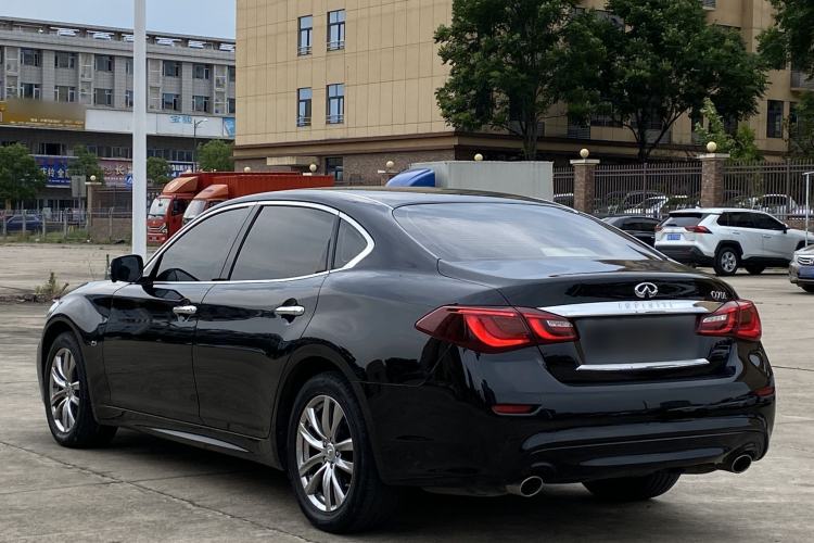 Used Infiniti Q70 2015 Q70L 2.5L Elite Edition Exterior 3