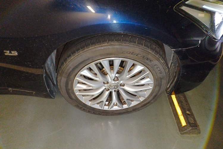 Used Infiniti Q70 2015 Q70L 2.5L Enjoyment Edition Exterior 7
