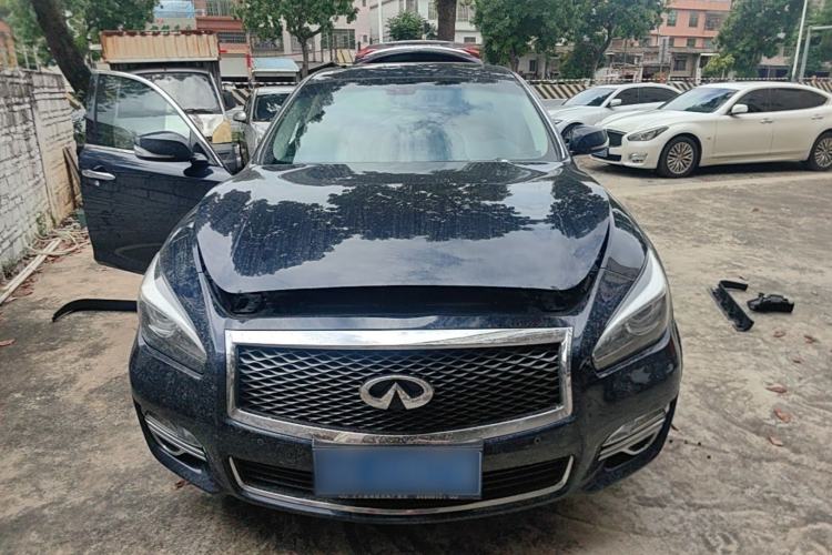 Used Infiniti Q70 2015 Q70L 2.5L Enjoyment Edition Front