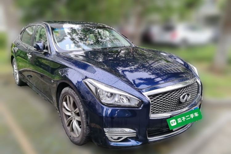 Used Infiniti Q70 2015 Q70L 2.5L Elite Edition Front Right 45 Deg