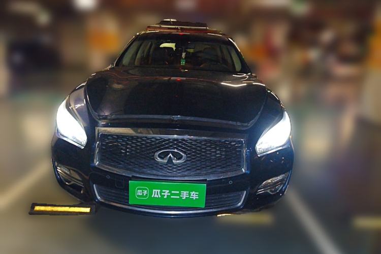 Used Infiniti Q70 2015 Q70L 2.5L Enjoyment Edition Front