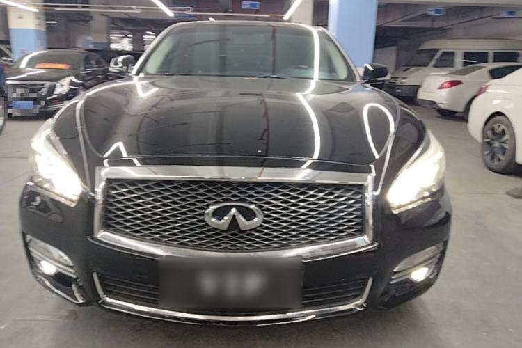 Used Infiniti Q70 2015 Q70L 2.5L Elite Edition Front