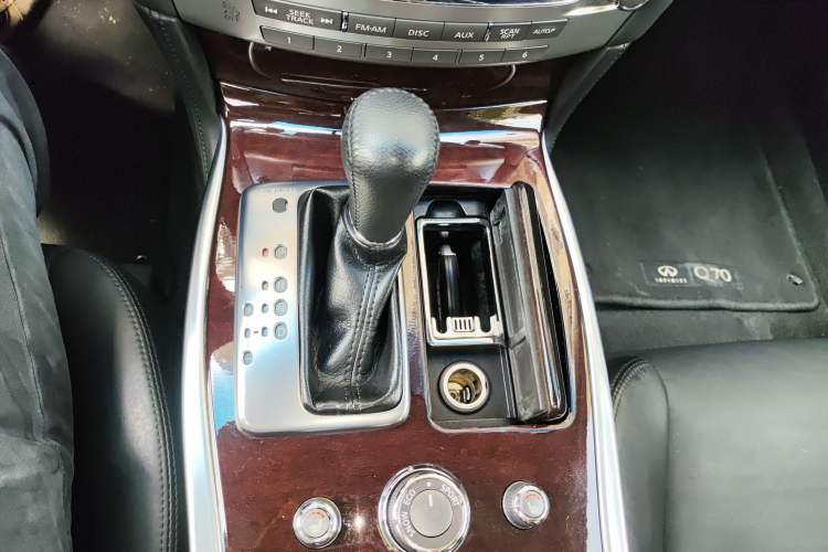Used Infiniti Q70 2015 Q70L 2.5L Enjoyment Edition Gear Lever