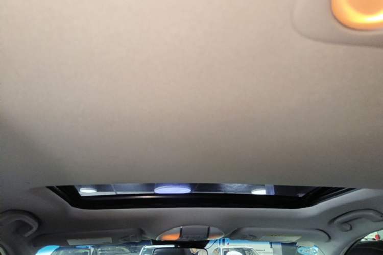 Used Infiniti Q70 2015 Q70L 2.5L Elite Edition Headliner