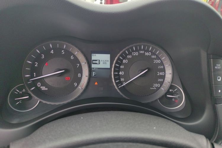Used Infiniti Q70 2015 Q70L 2.5L Elite Edition Instrument Cluster