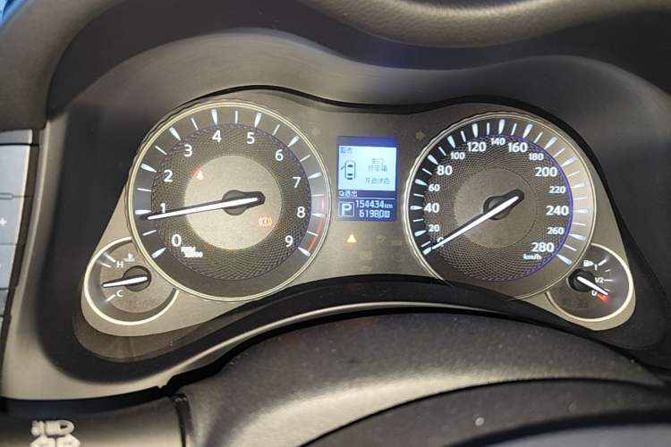 Used Infiniti Q70 2015 Q70L 2.5L Elite Edition Instrument Cluster