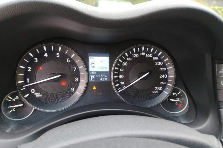 Used Infiniti Q70 2015 Q70L 2.5L Elite Edition Instrument Cluster