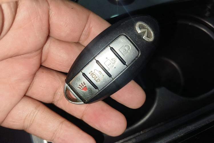 Used Infiniti Q70 2015 Q70L 2.5L Elite Edition Interior 1