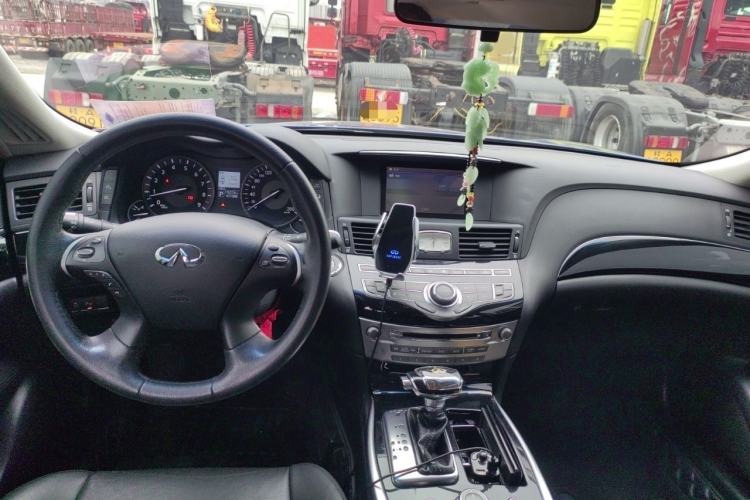 Used Infiniti Q70 2015 Q70L 2.5L Elite Edition Interior 2