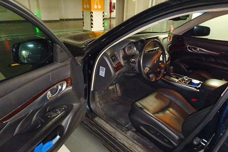 Used Infiniti Q70 2015 Q70L 2.5L Enjoyment Edition Interior 3