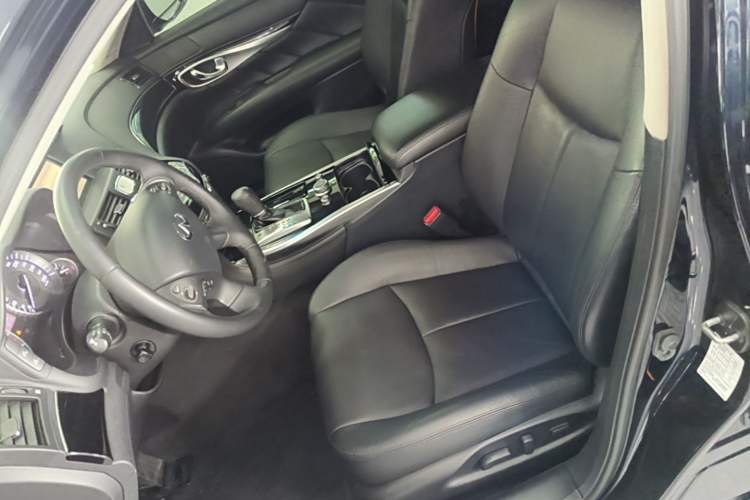Used Infiniti Q70 2015 Q70L 2.5L Elite Edition Left Front Seat