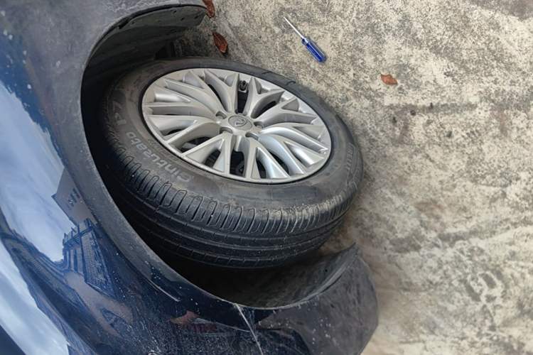 Used Infiniti Q70 2015 Q70L 2.5L Enjoyment Edition Left Front Wheel Hub