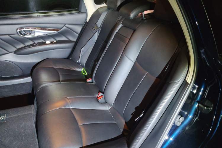 Used Infiniti Q70 2015 Q70L 2.5L Enjoyment Edition Left Rear Seat