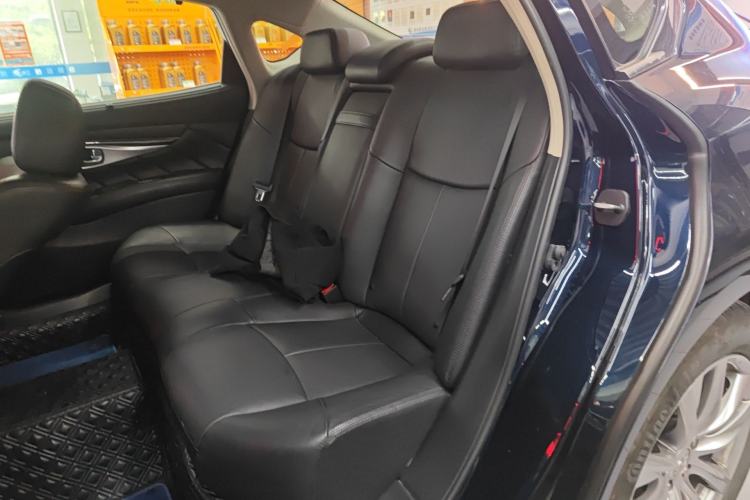 Used Infiniti Q70 2015 Q70L 2.5L Elite Edition Left Rear Seat