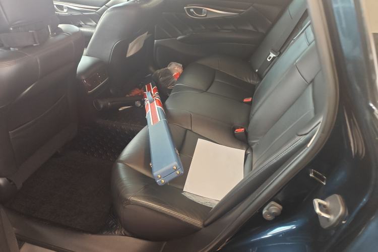 Used Infiniti Q70 2015 Q70L 2.5L Enjoyment Edition Left Rear Seat