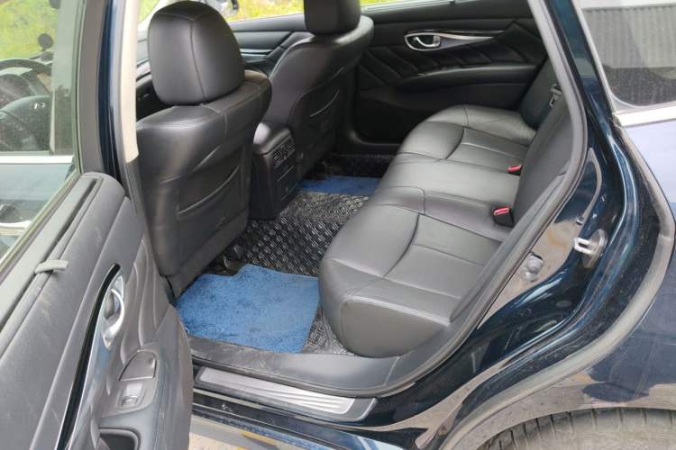 Used Infiniti Q70 2015 Q70L 2.5L Elite Edition Left Rear Seat