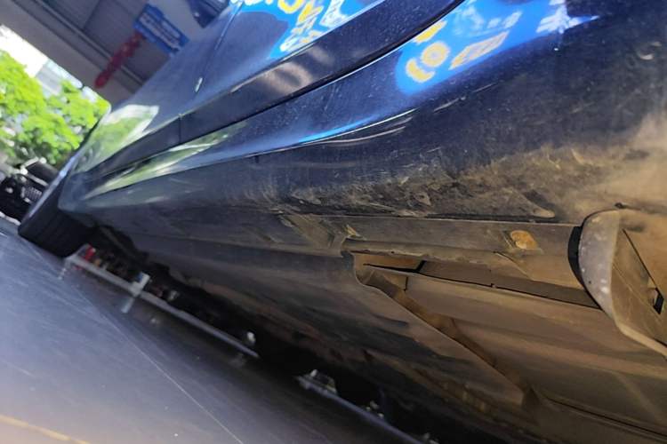 Used Infiniti Q70 2015 Q70L 2.5L Elite Edition Left Side Sill