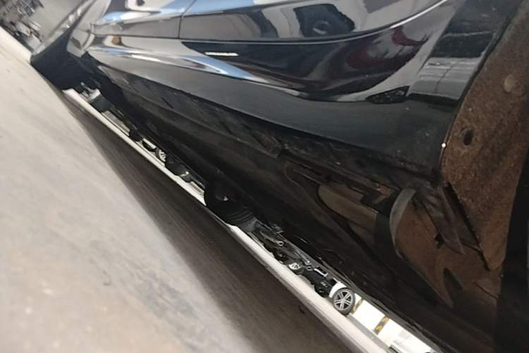 Used Infiniti Q70 2015 Q70L 2.5L Elite Edition Left Side Sill