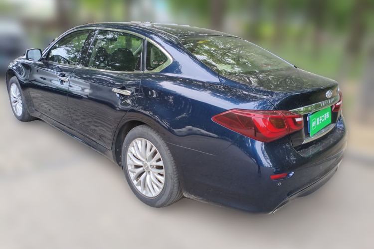 Used Infiniti Q70 2015 Q70L 2.5L Enjoyment Edition Rear Left 45 Deg