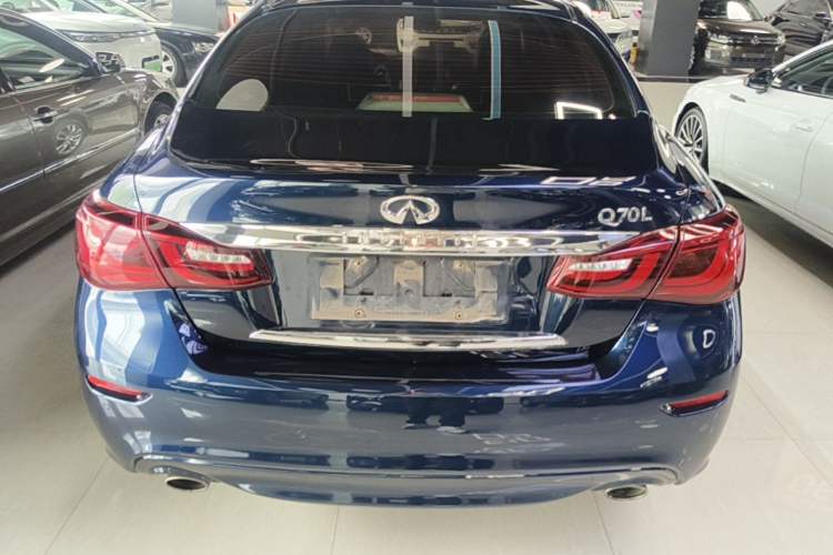 Used Infiniti Q70 2015 Q70L 2.5L Elite Edition Rear
