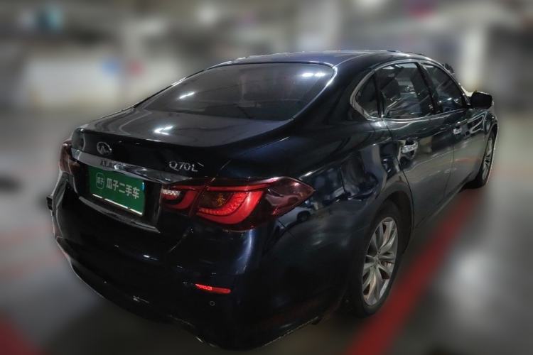 Used Infiniti Q70 2015 Q70L 2.5L Elite Edition Rear Right 45 Deg