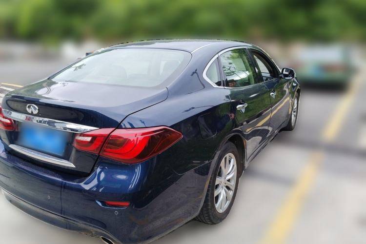 Used Infiniti Q70 2015 Q70L 2.5L Elite Edition Rear Right 45 Deg