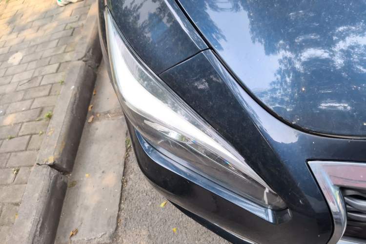 Used Infiniti Q70 2015 Q70L 2.5L Enjoyment Edition Right Front Headlight