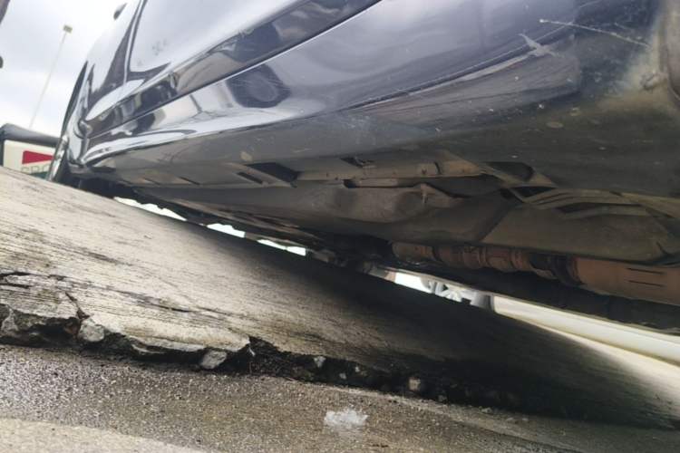 Used Infiniti Q70 2015 Q70L 2.5L Elite Edition Right Side Sill
