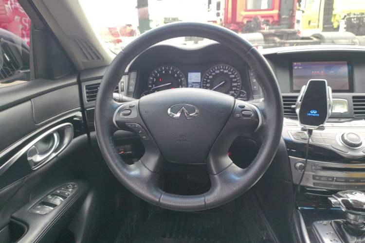 Used Infiniti Q70 2015 Q70L 2.5L Elite Edition Steering Wheel
