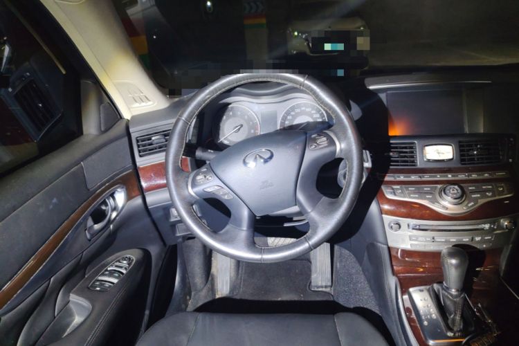 Used Infiniti Q70 2015 Q70L 2.5L Enjoyment Edition Steering Wheel